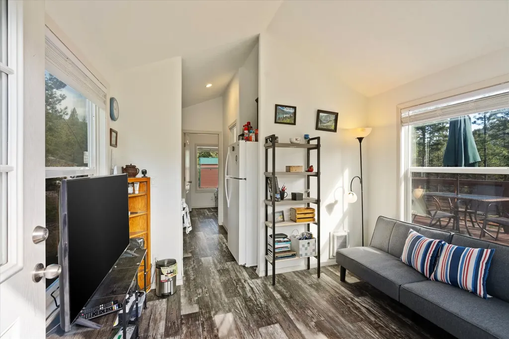 54 N Ridge Way Troy MT 59935