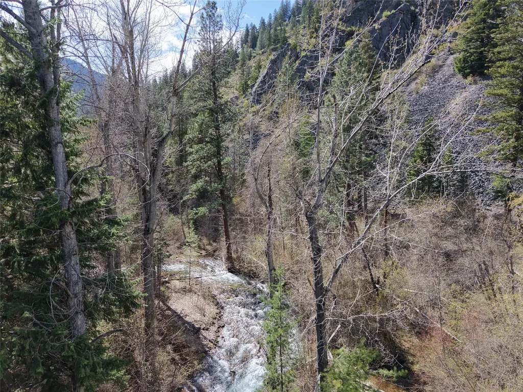84 Beaver Pond Road Superior MT 59872