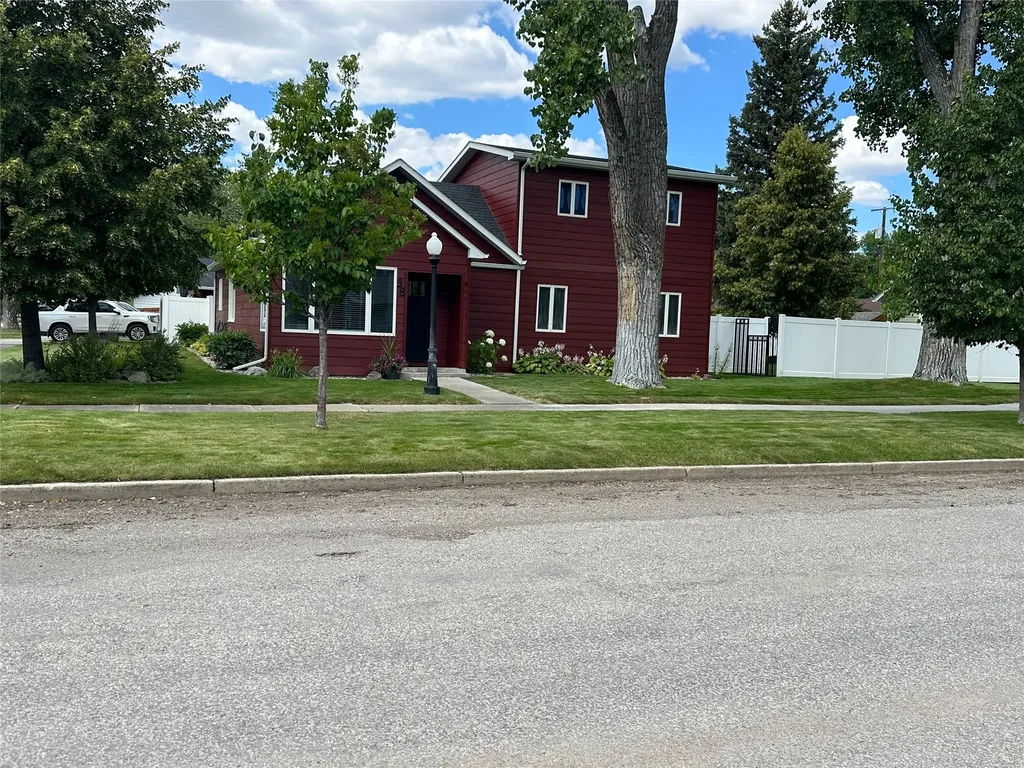 38 2nd Avenue SW Choteau MT 59422