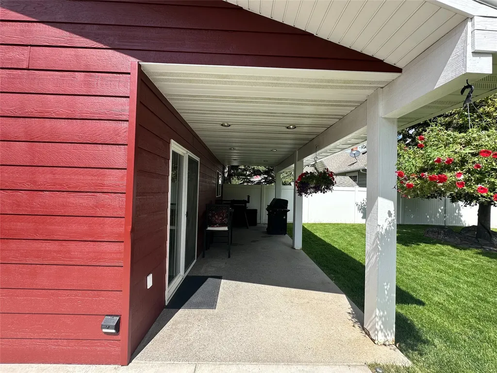 38 2nd Avenue SW Choteau MT 59422