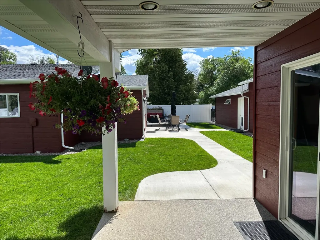 38 2nd Avenue SW Choteau MT 59422