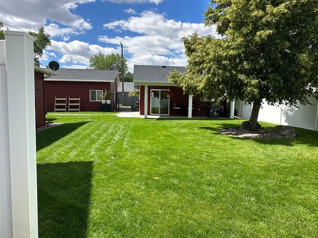 38 2nd Avenue SW Choteau MT 59422