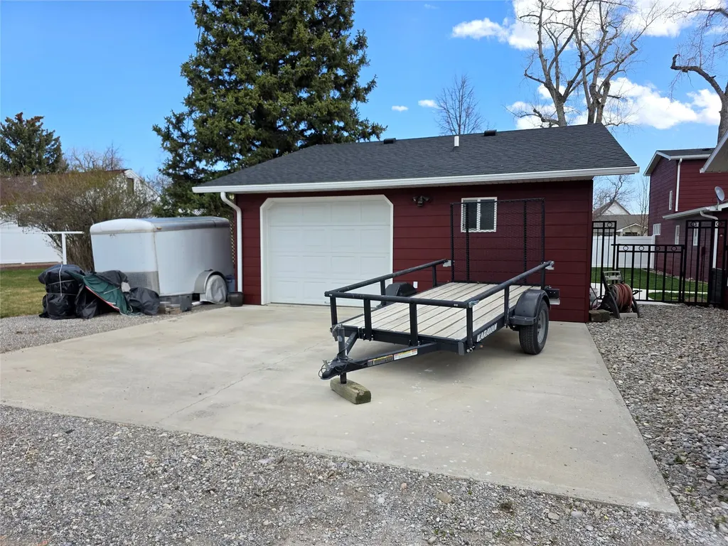 38 2nd Avenue SW Choteau MT 59422
