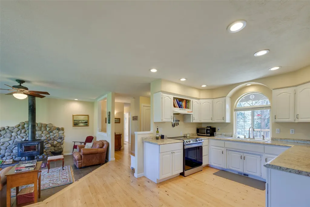 121 Patti Lane Darby MT 59829