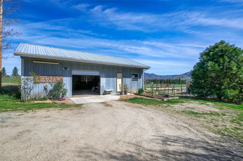 121 Patti Lane Darby MT 59829