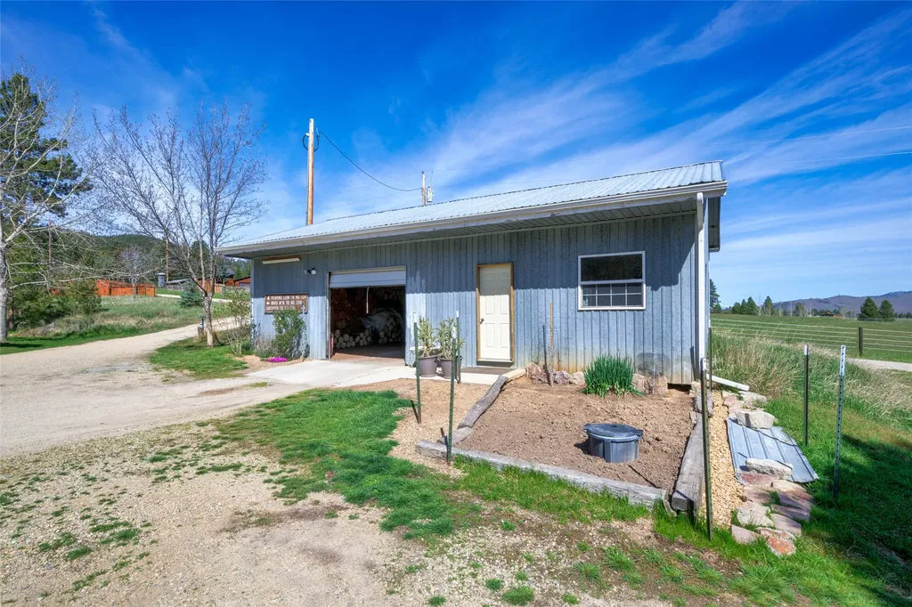 121 Patti Lane Darby MT 59829