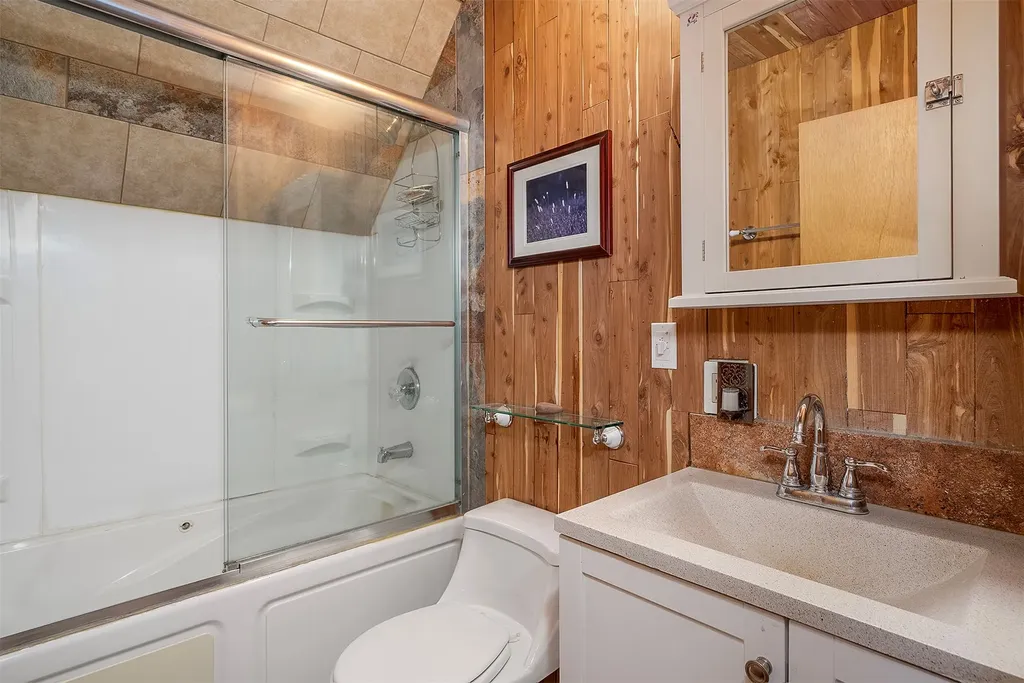 3333 Middle Road Columbia Falls MT 59912