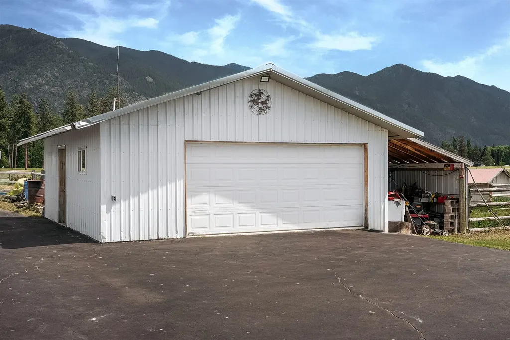 3333 Middle Road Columbia Falls MT 59912