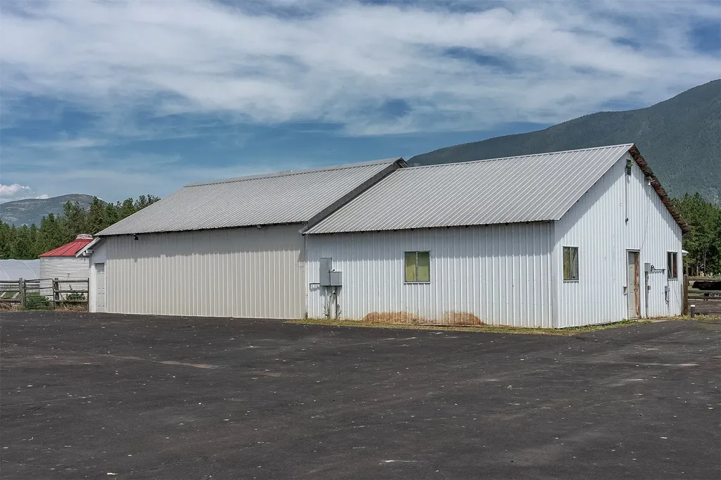3333 Middle Road Columbia Falls MT 59912