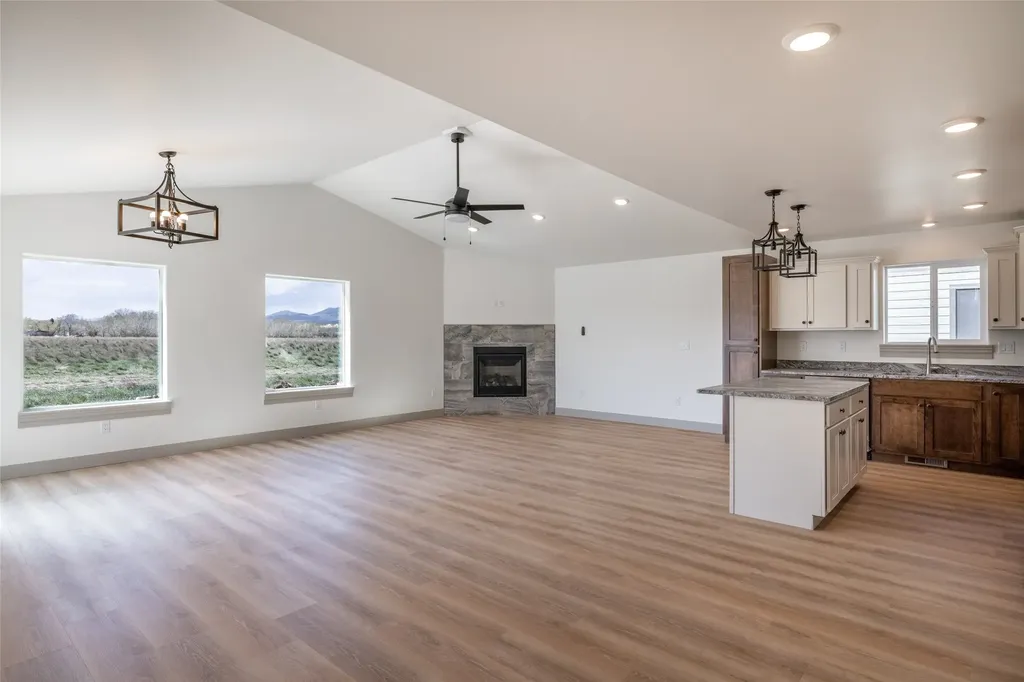 156 Meadow View Loop East Helena MT 59635