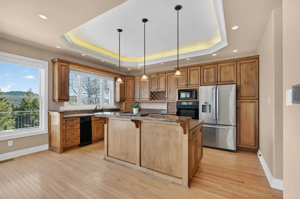340 Lake Hills Drive Kalispell MT 59901