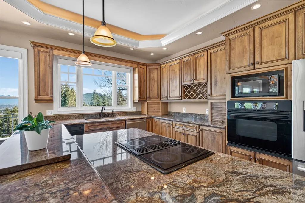340 Lake Hills Drive Kalispell MT 59901