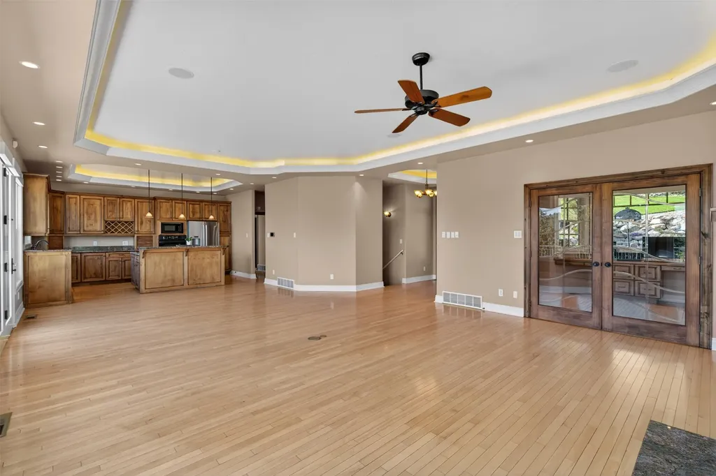 340 Lake Hills Drive Kalispell MT 59901