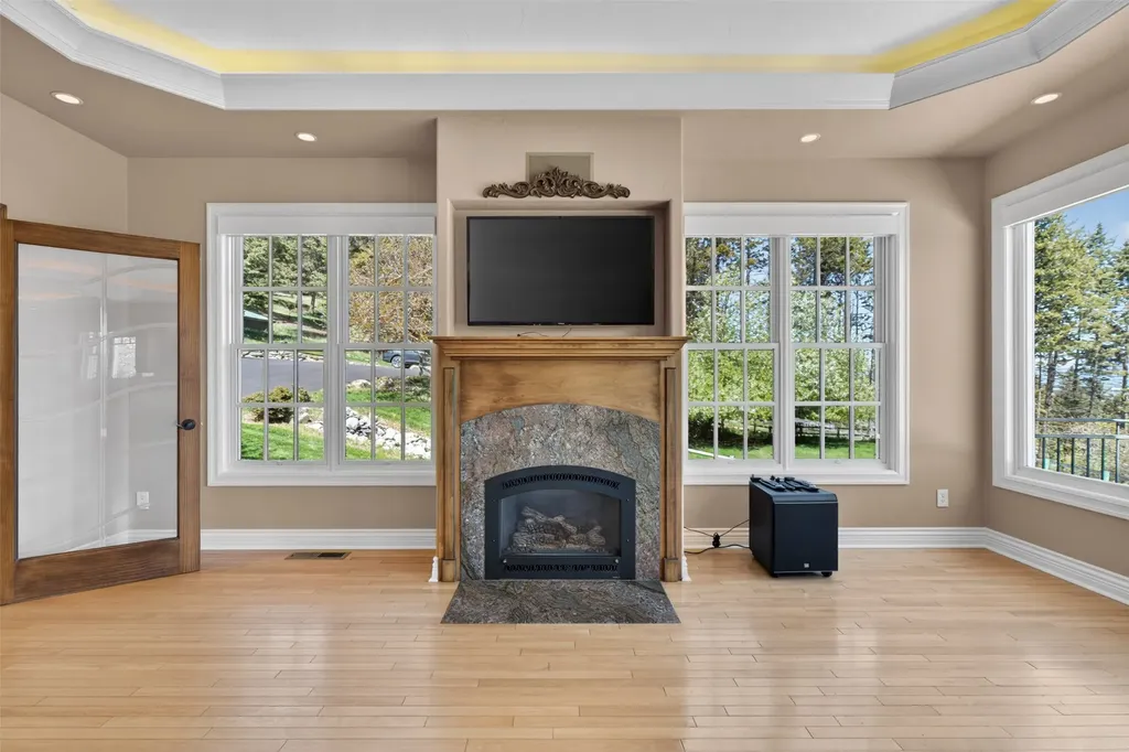 340 Lake Hills Drive Kalispell MT 59901