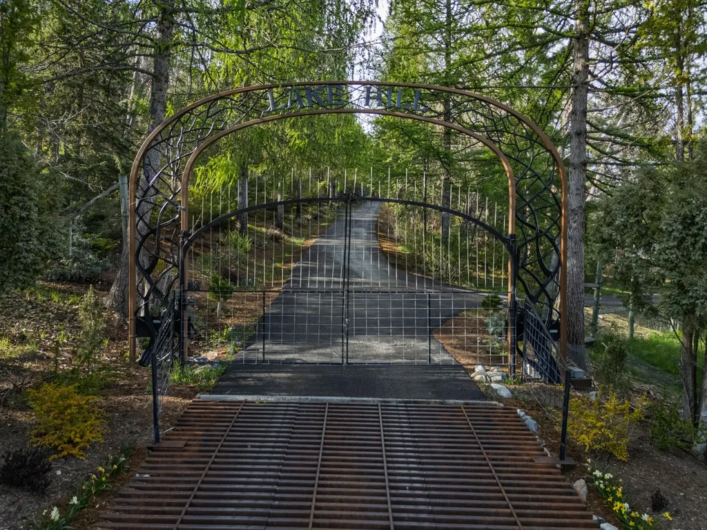 340 Lake Hills Drive Kalispell MT 59901
