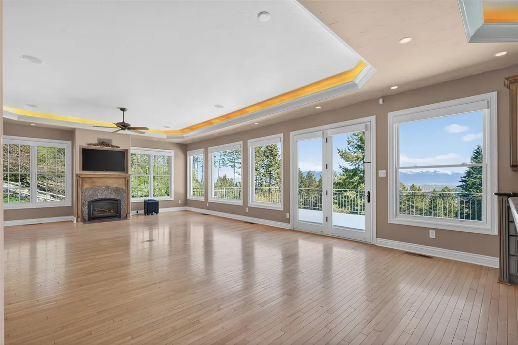 340 Lake Hills Drive Kalispell MT 59901