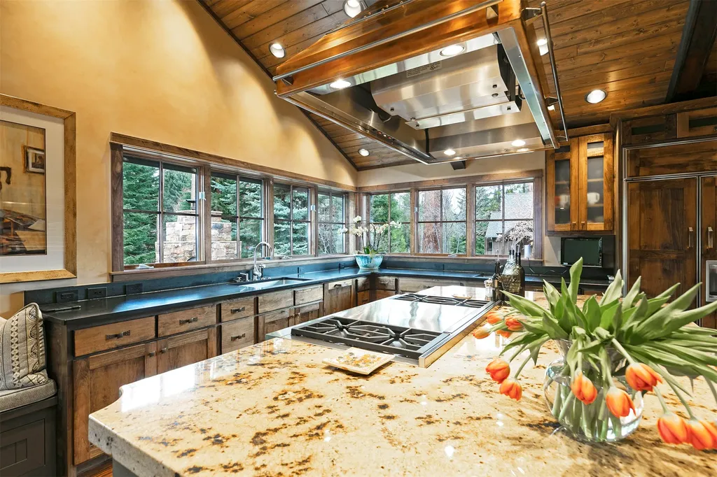 344 Chief Joseph Trail Darby MT 59829