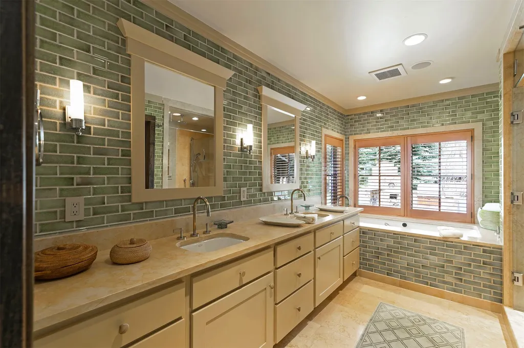 344 Chief Joseph Trail Darby MT 59829