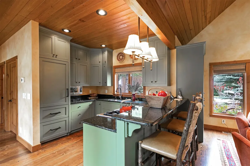 344 Chief Joseph Trail Darby MT 59829