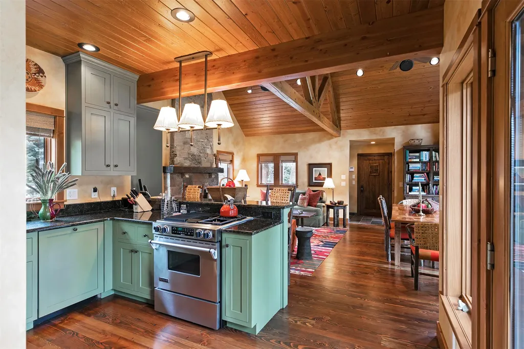 344 Chief Joseph Trail Darby MT 59829