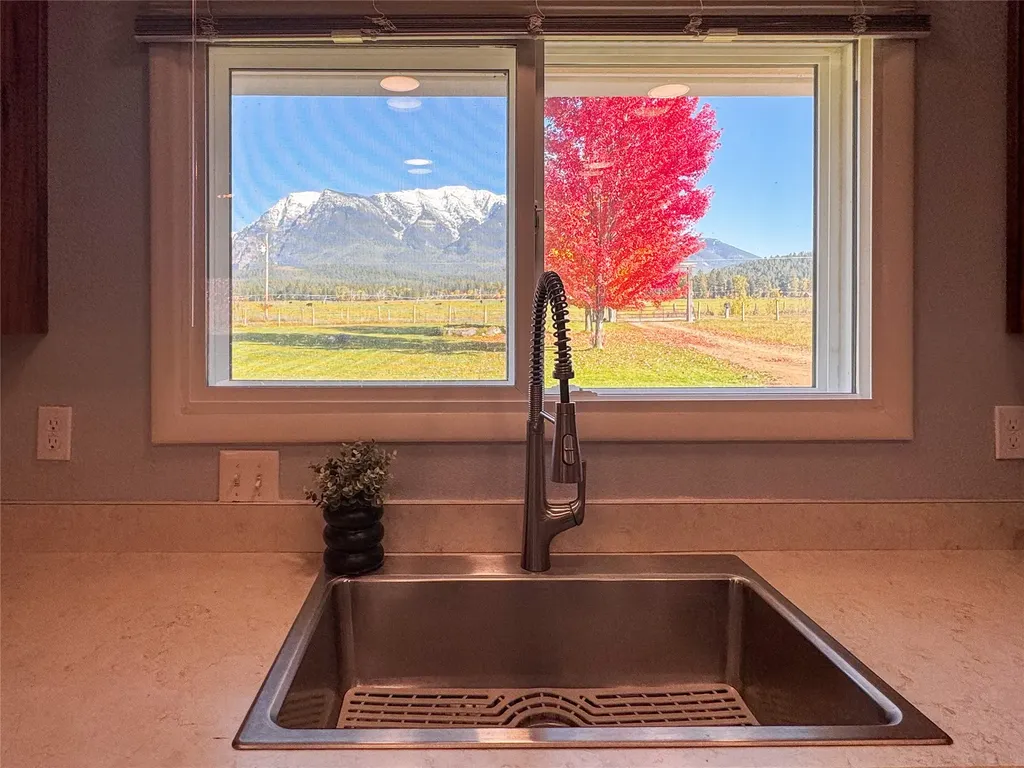 62599 Wild Rose Lane St Ignatius MT 59865