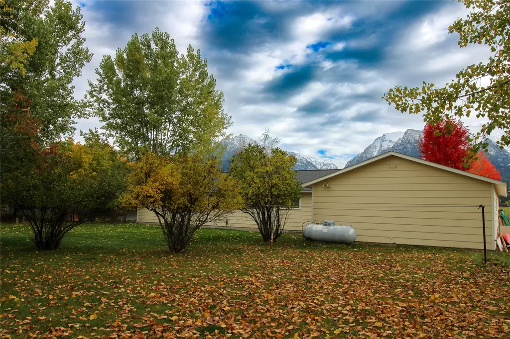 62599 Wild Rose Lane St Ignatius MT 59865