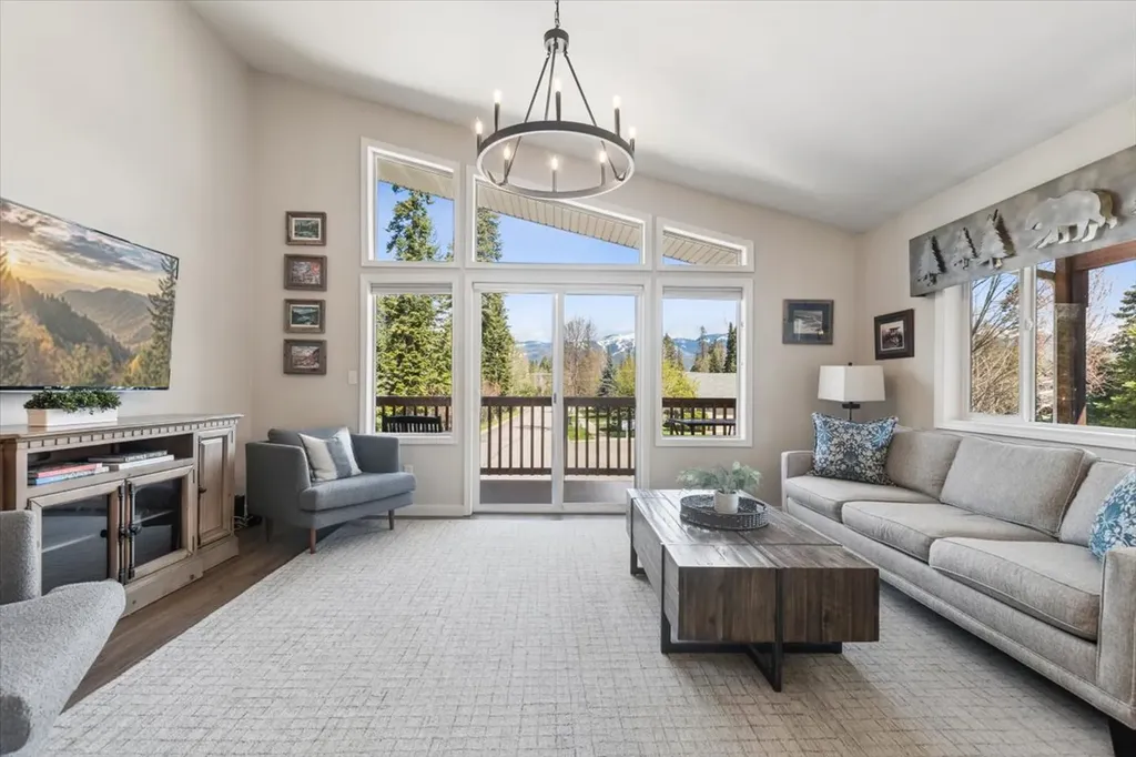 227 Fox Hollow Lane Whitefish MT 59937