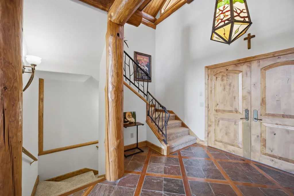 1858 Pleasant View Drive Victor MT 59875
