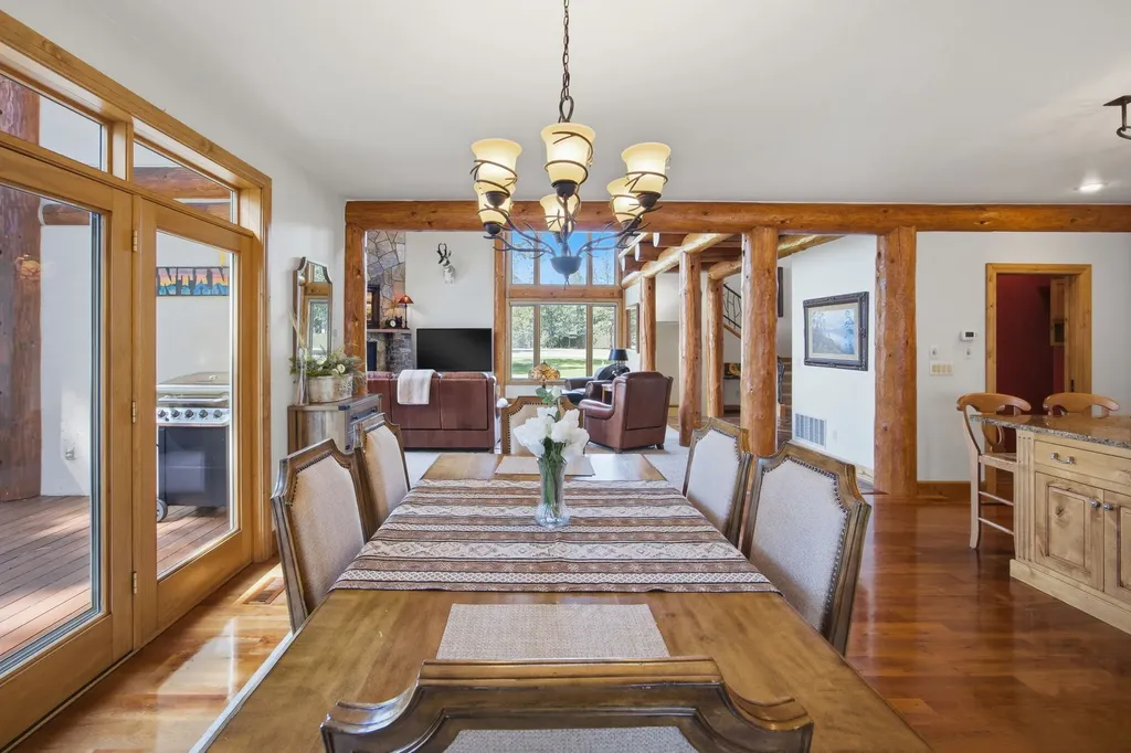 1858 Pleasant View Drive Victor MT 59875