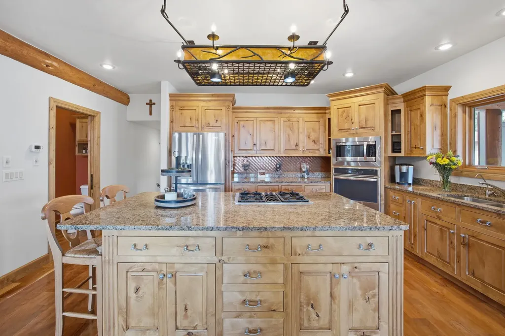 1858 Pleasant View Drive Victor MT 59875