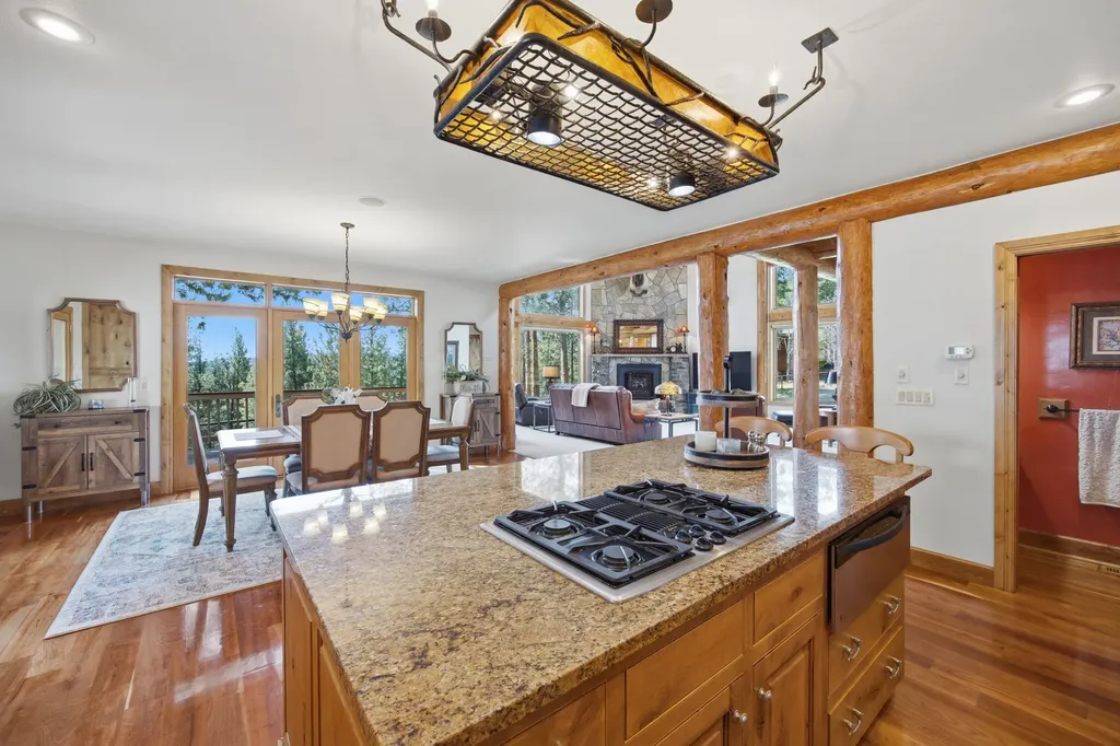 1858 Pleasant View Drive Victor MT 59875