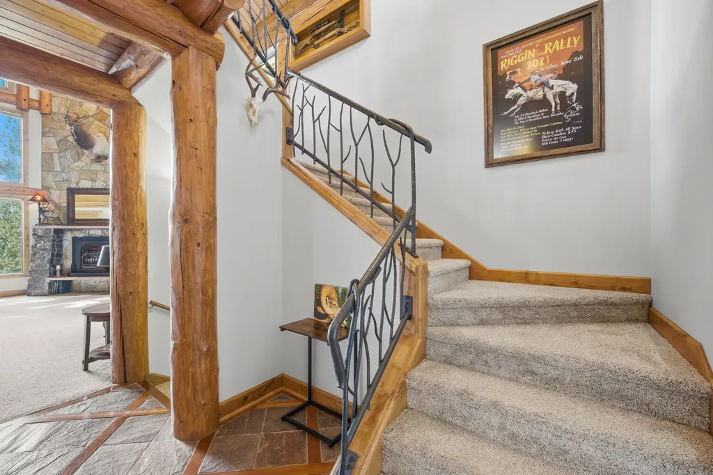 1858 Pleasant View Drive Victor MT 59875
