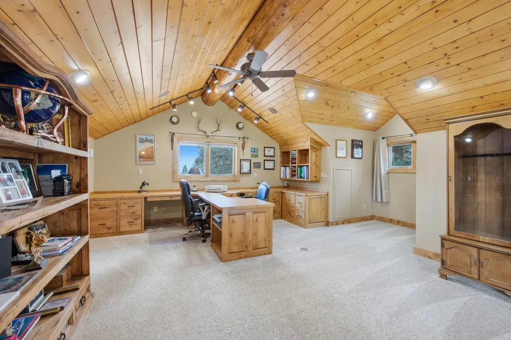1858 Pleasant View Drive Victor MT 59875
