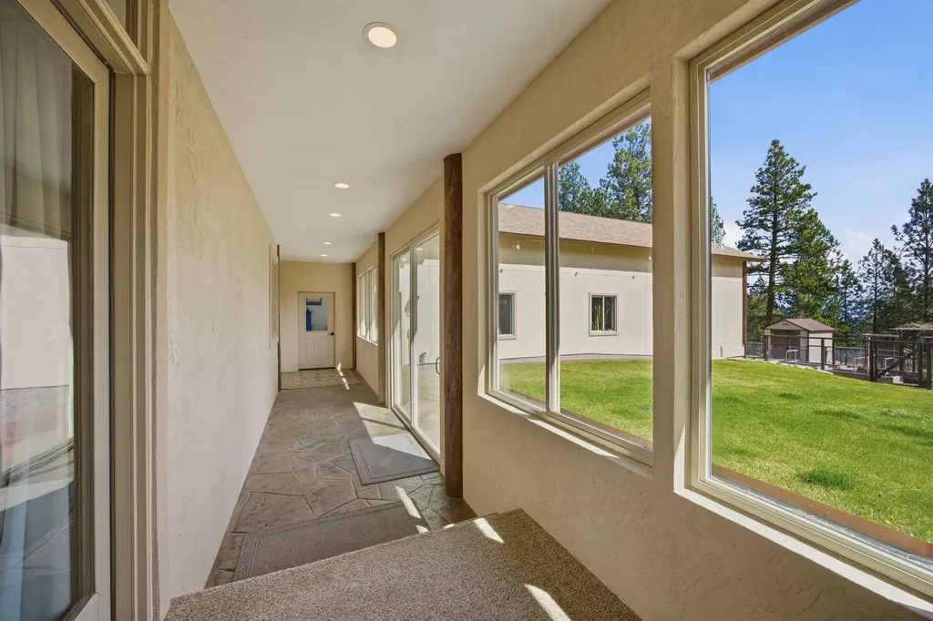 1858 Pleasant View Drive Victor MT 59875