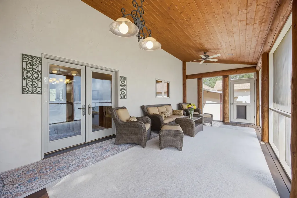 1858 Pleasant View Drive Victor MT 59875