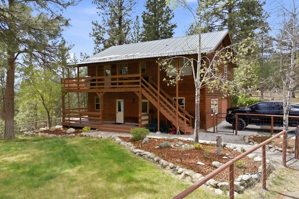 1858 Pleasant View Drive Victor MT 59875