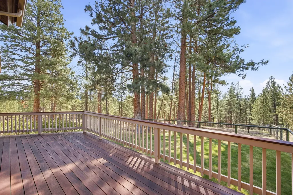 1858 Pleasant View Drive Victor MT 59875