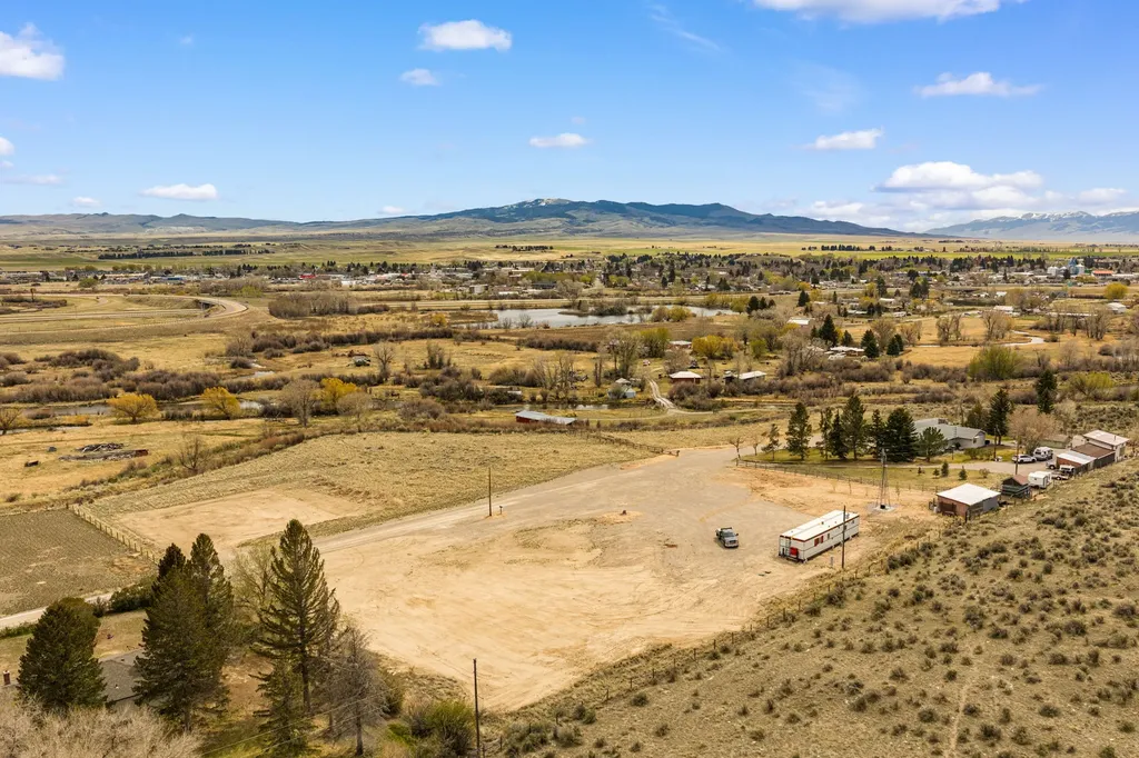 1320 Lovers Leap Road Dillon MT 59725