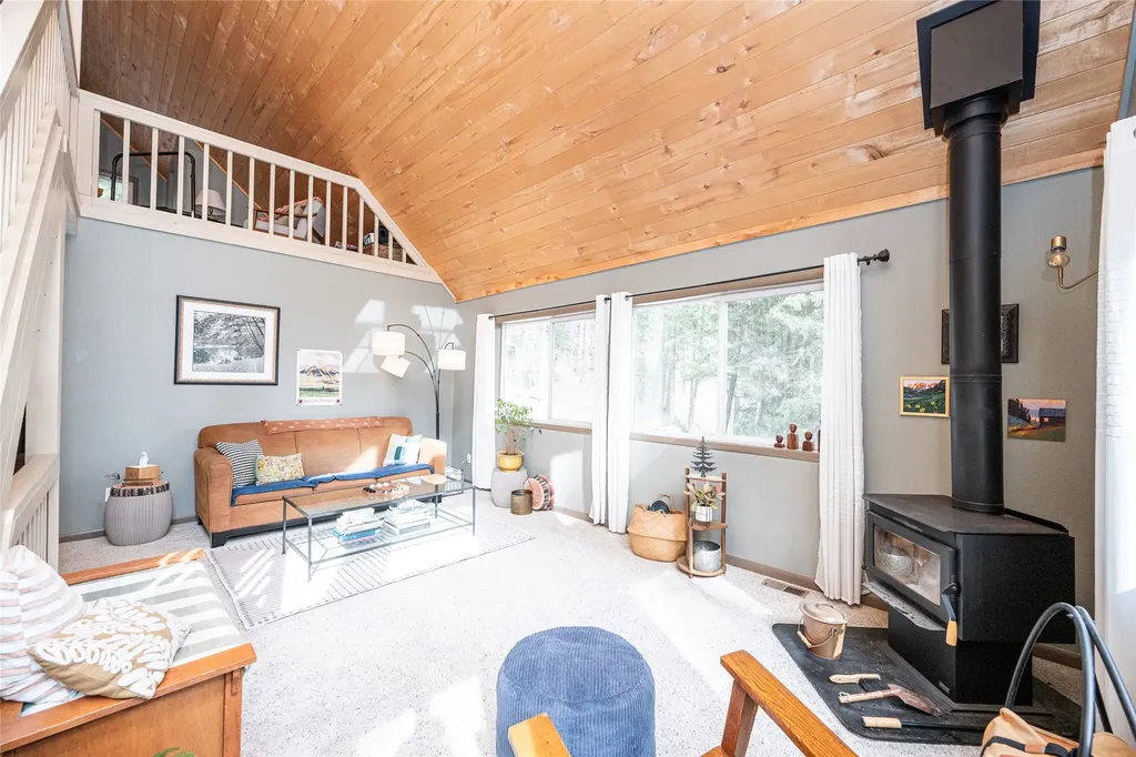 459 Lake Loop Drive Kalispell MT 59901