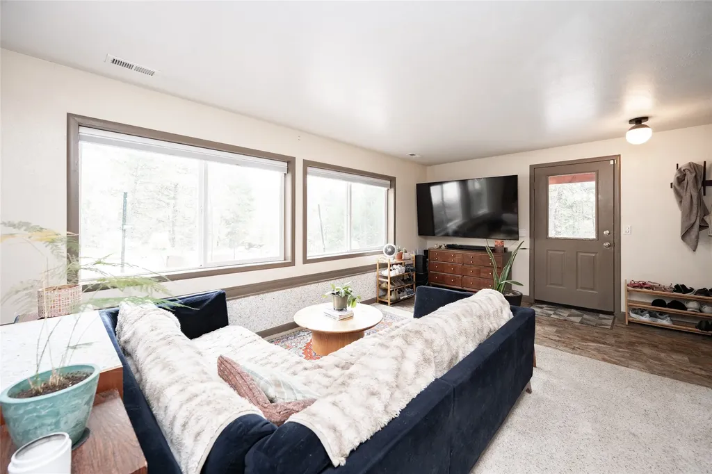 459 Lake Loop Drive Kalispell MT 59901