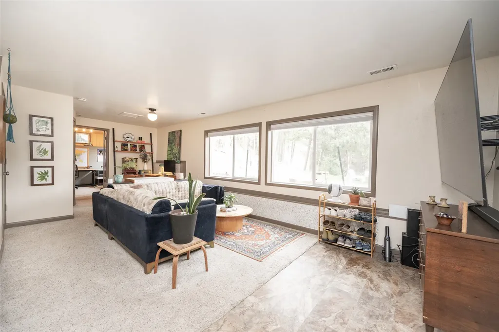 459 Lake Loop Drive Kalispell MT 59901