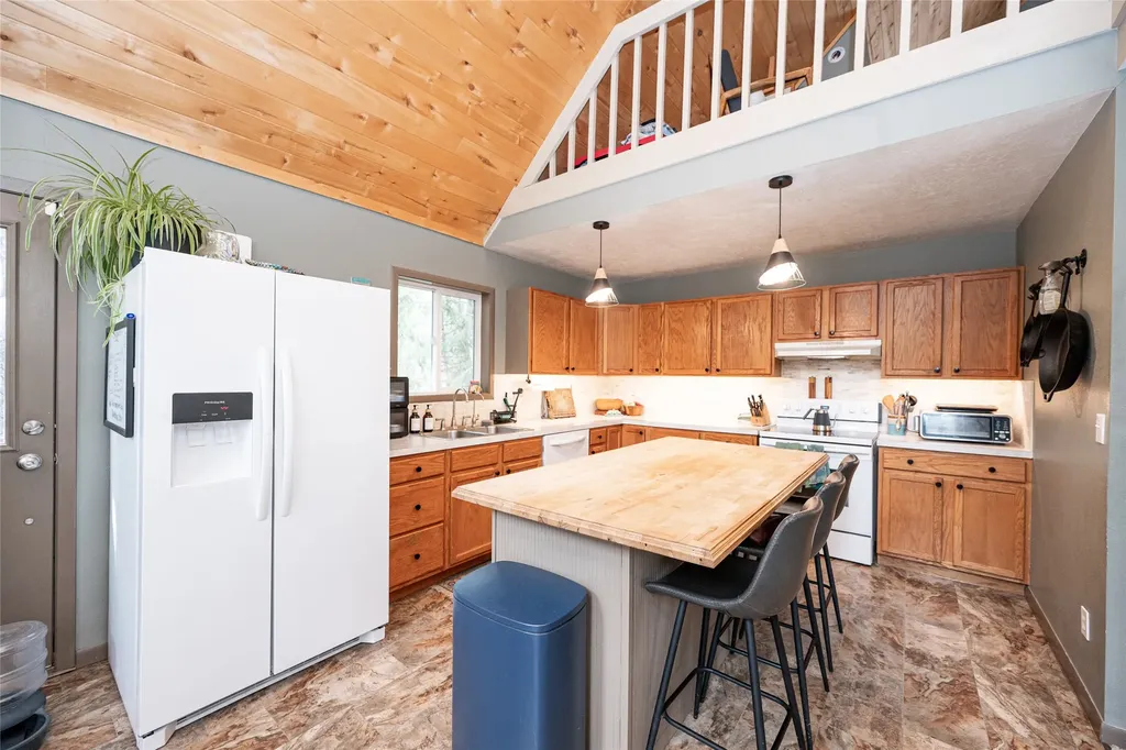 459 Lake Loop Drive Kalispell MT 59901