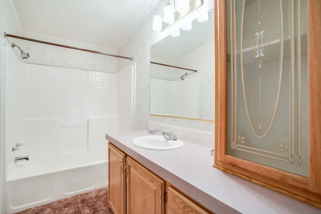17274 / 17276 Bull Lake Road Troy MT 59935