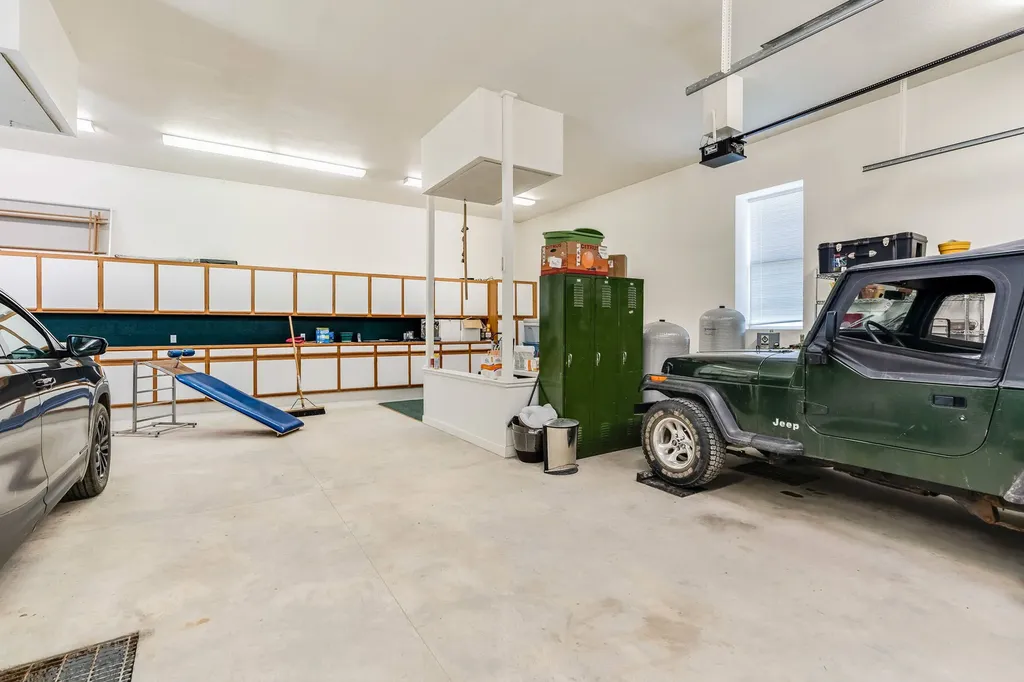 17274 / 17276 Bull Lake Road Troy MT 59935