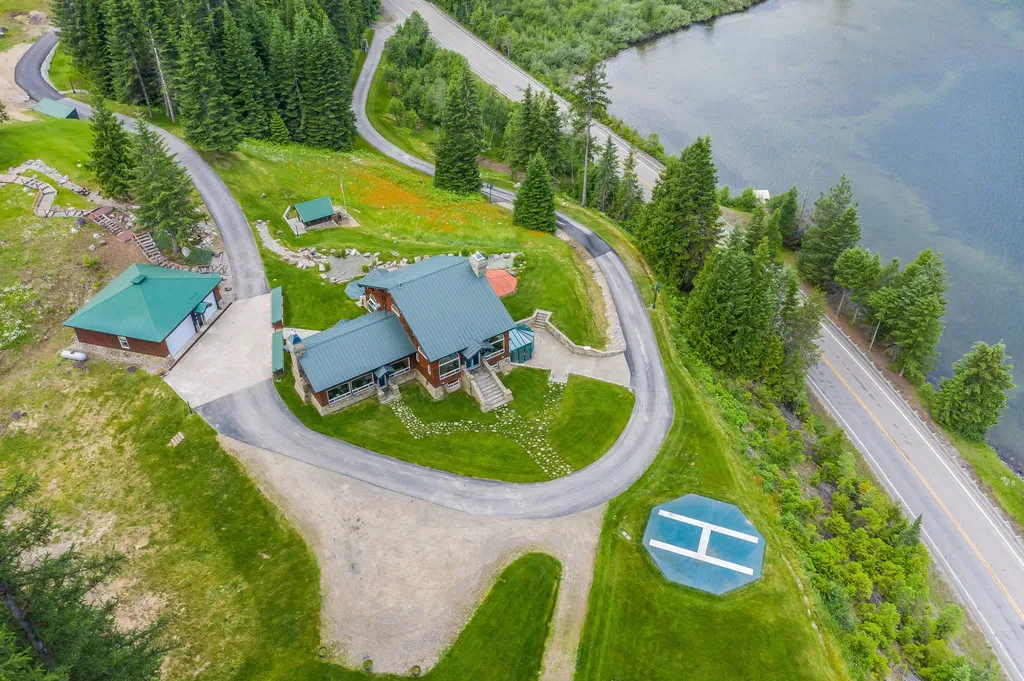 17274 / 17276 Bull Lake Road Troy MT 59935