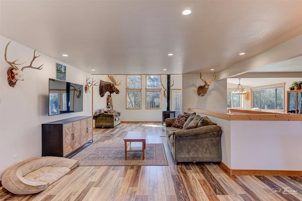3925 W Us Highway 12 Helena MT 59601