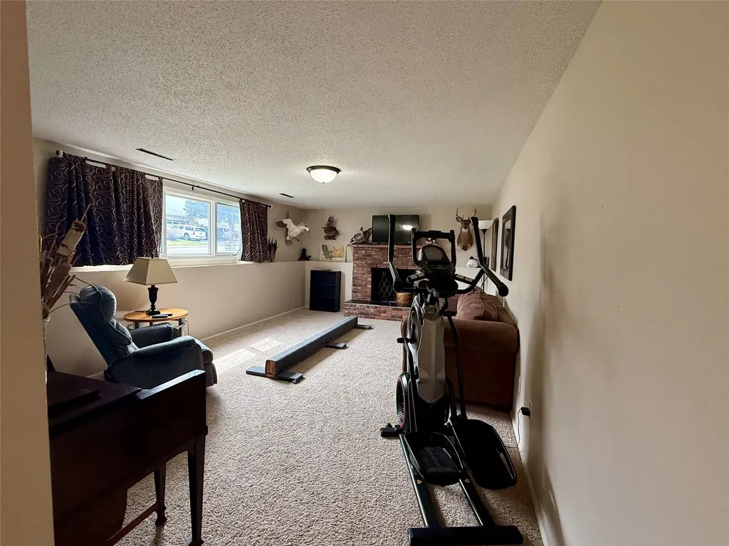 1013 26th Avenue SW Great Falls MT 59404