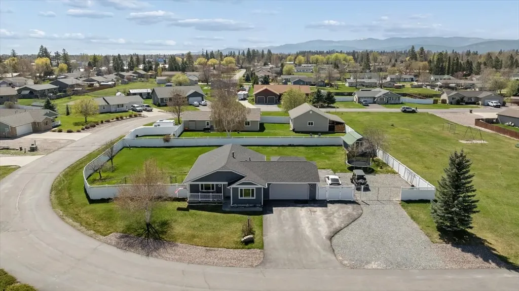 3086 Sweetgrass Lane Kalispell MT 59901