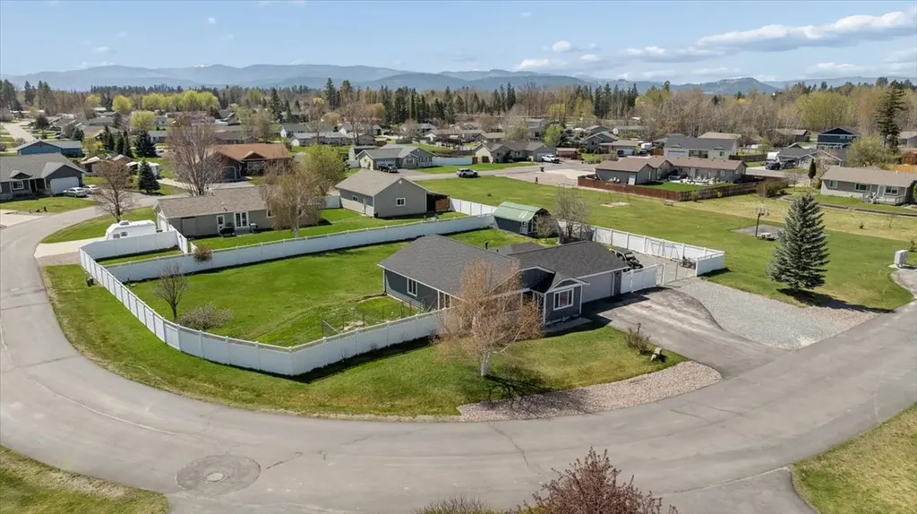 3086 Sweetgrass Lane Kalispell MT 59901