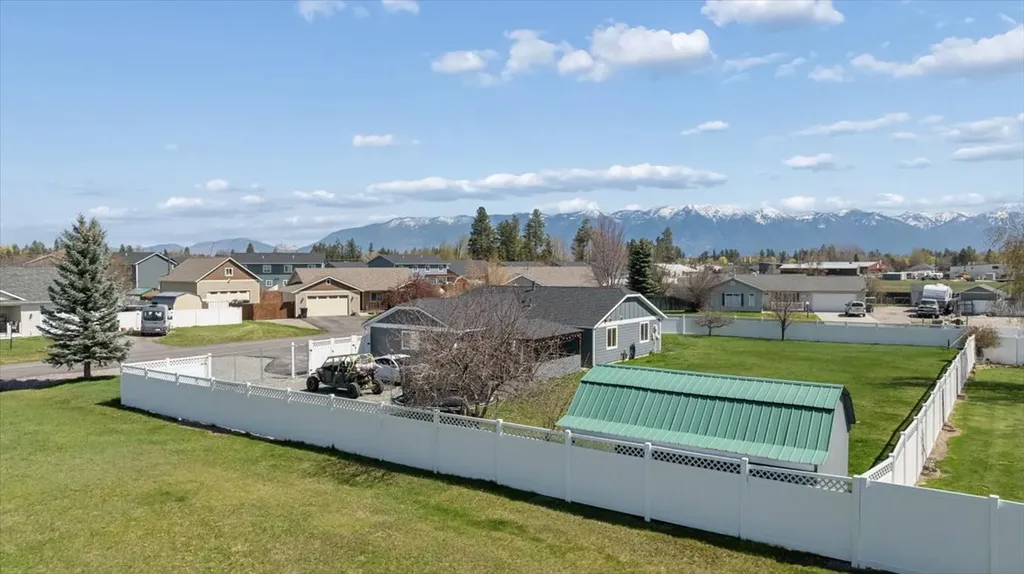 3086 Sweetgrass Lane Kalispell MT 59901